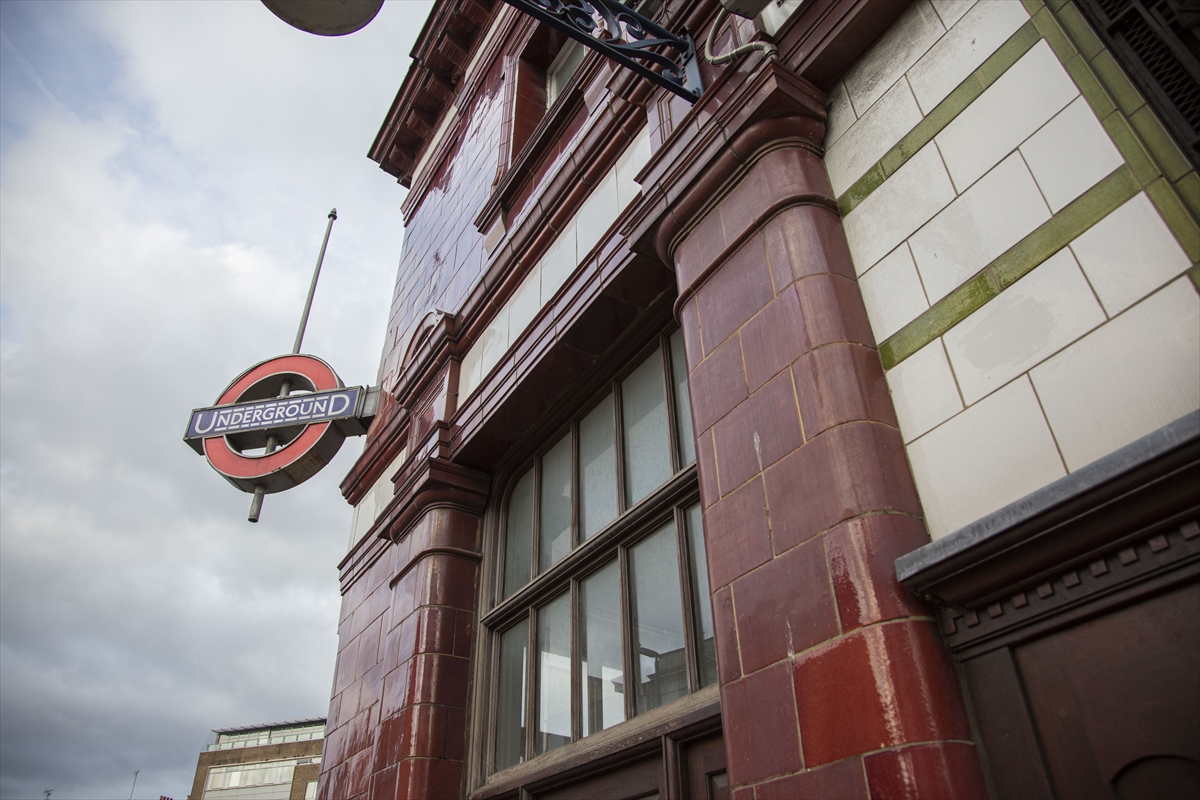 Londra'da metro çalışanları bir haftada ikinci kez greve gitti