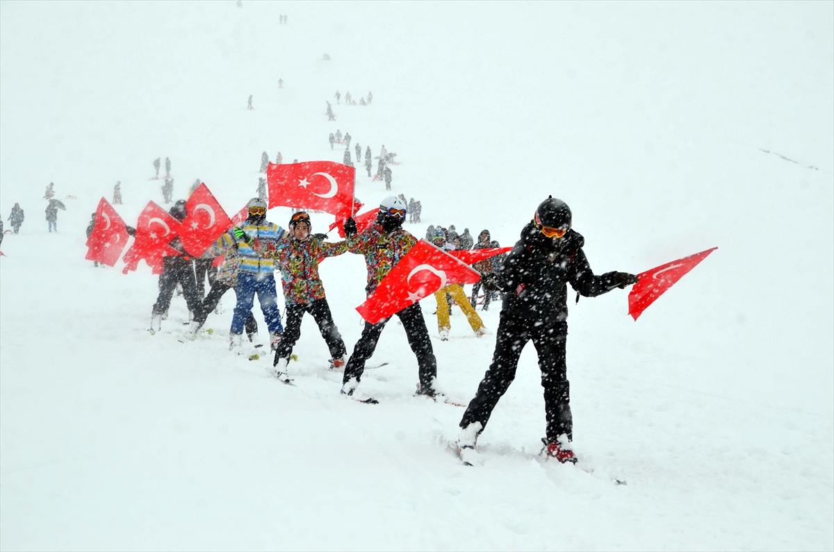 Muş'ta kar festivali düzenlendi