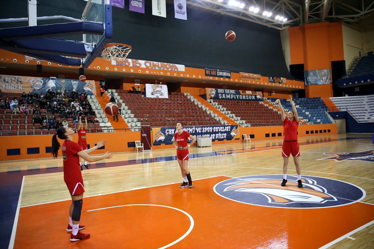 Ukraynalı kadın basketbolcular, savaşın bir an önce sona ermesini istiyor