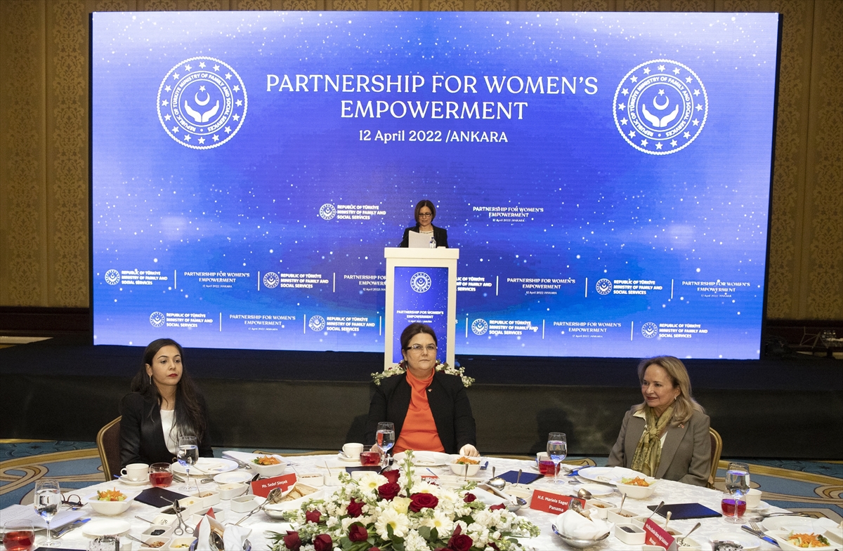 Bakan Yanık, Kadınların Güçlendirilmesi İçin İşbirliği Toplantısı'nda konuştu: