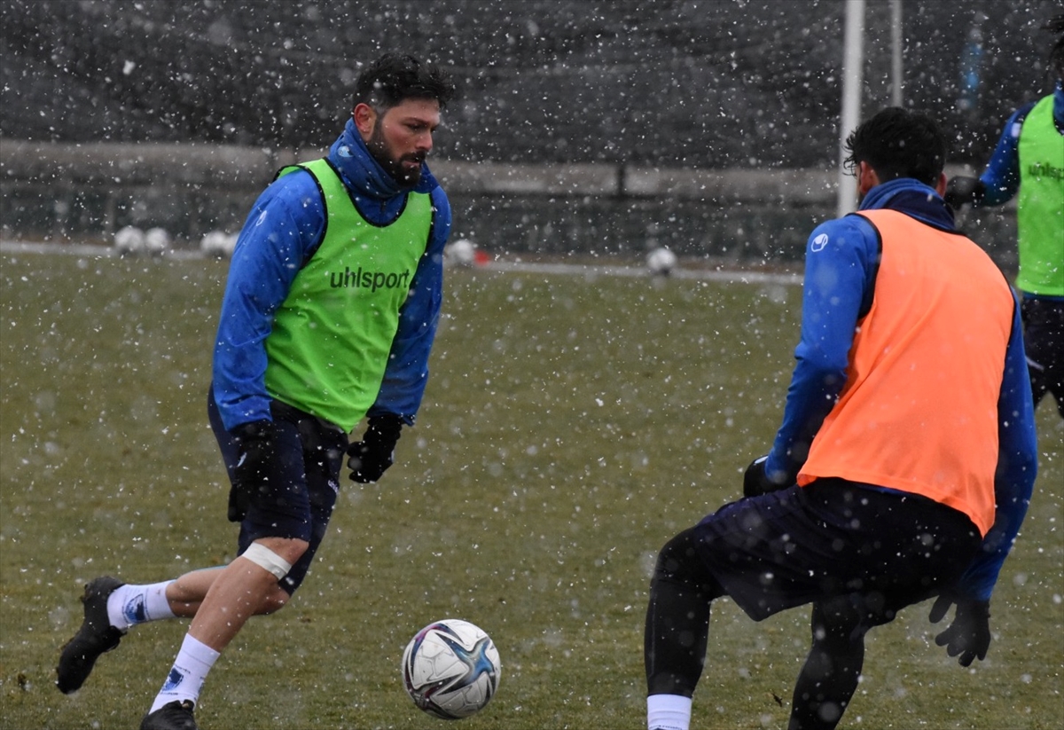 Büyükşehir Belediye Erzurumspor, Süper Lig hedefini sürdürmek istiyor