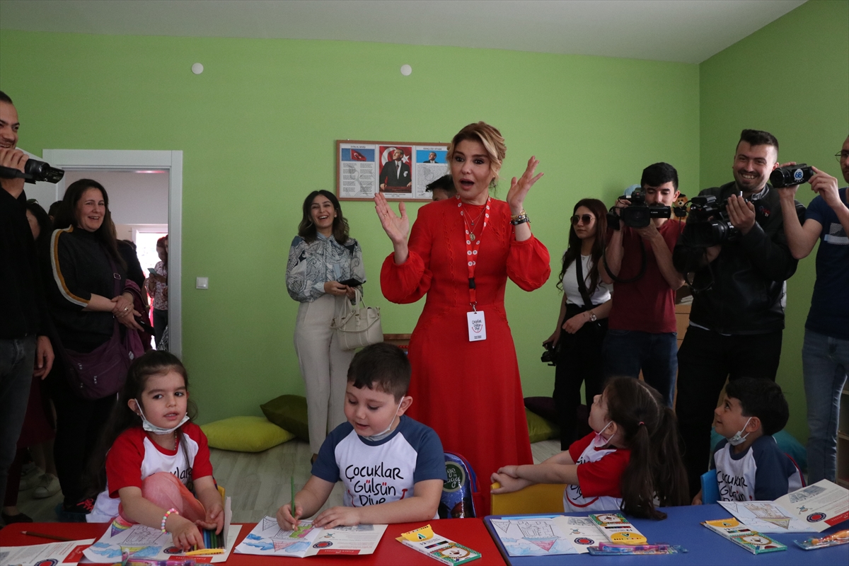 Çocuklar Gülsün Diye Derneği öncülüğünde Niğde'de yaptırılan anaokulu açıldı