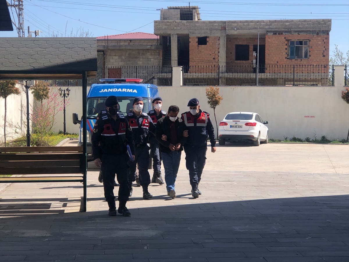 Gaziantep'te tel çitleri çalan 2 şüpheli tutuklandı