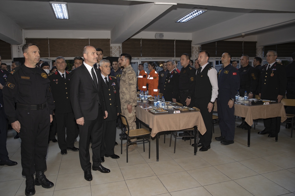 İçişleri Bakanı Soylu, Jandarma Genel Komutanlığı personeliyle iftar yaptı: