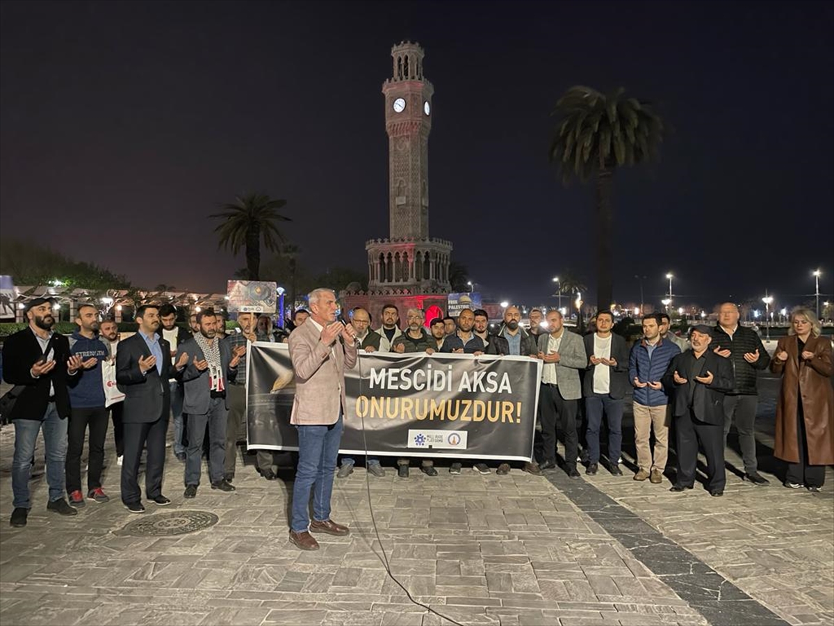 İsrail'in Mescid-i Aksa baskını İzmir'de protesto edildi