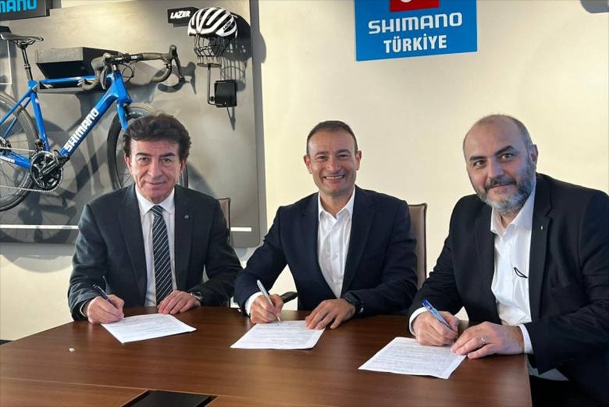 Triatlon Federasyonu, Shimano ve Accel bisiklet ile sponsorluk anlaşması imzaladı