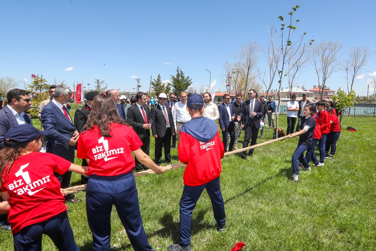 19 Mayıs Atatürk'ü Anma Gençlik ve Spor Bayramı kutlanıyor