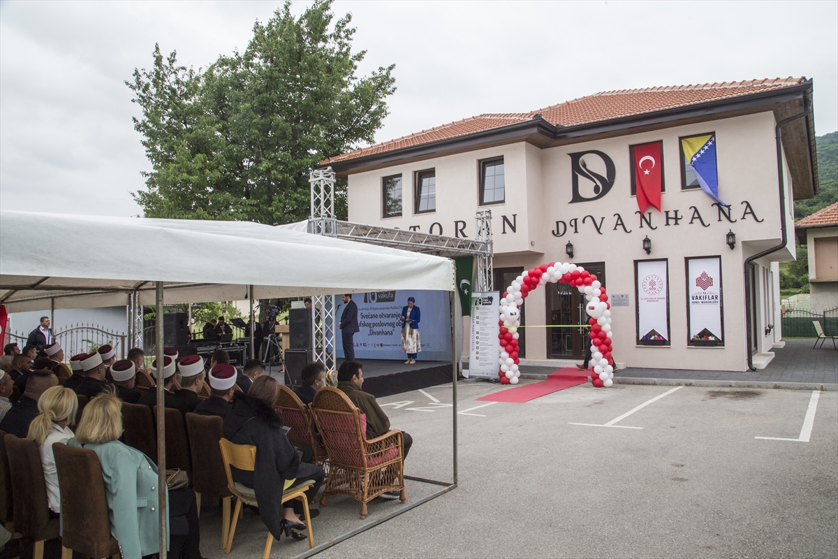 Bosna Hersek'te Vakıflar Genel Müdürlüğünce yapımı tamamlanan 2 eserin açılışı yapıldı