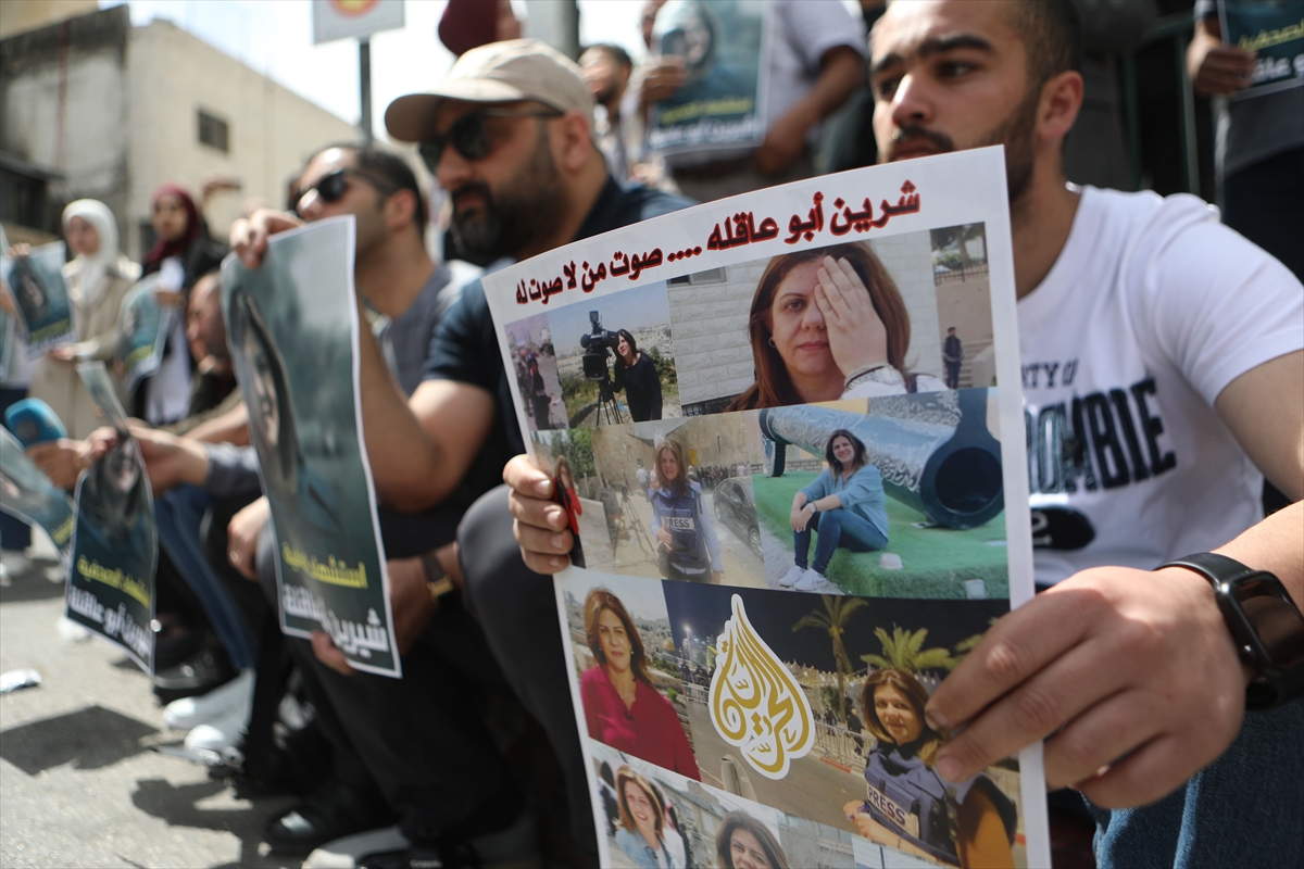 Filistinliler, Aljazeera muhabirinin öldürülmesini işgal altındaki Batı Şeria'da protesto etti