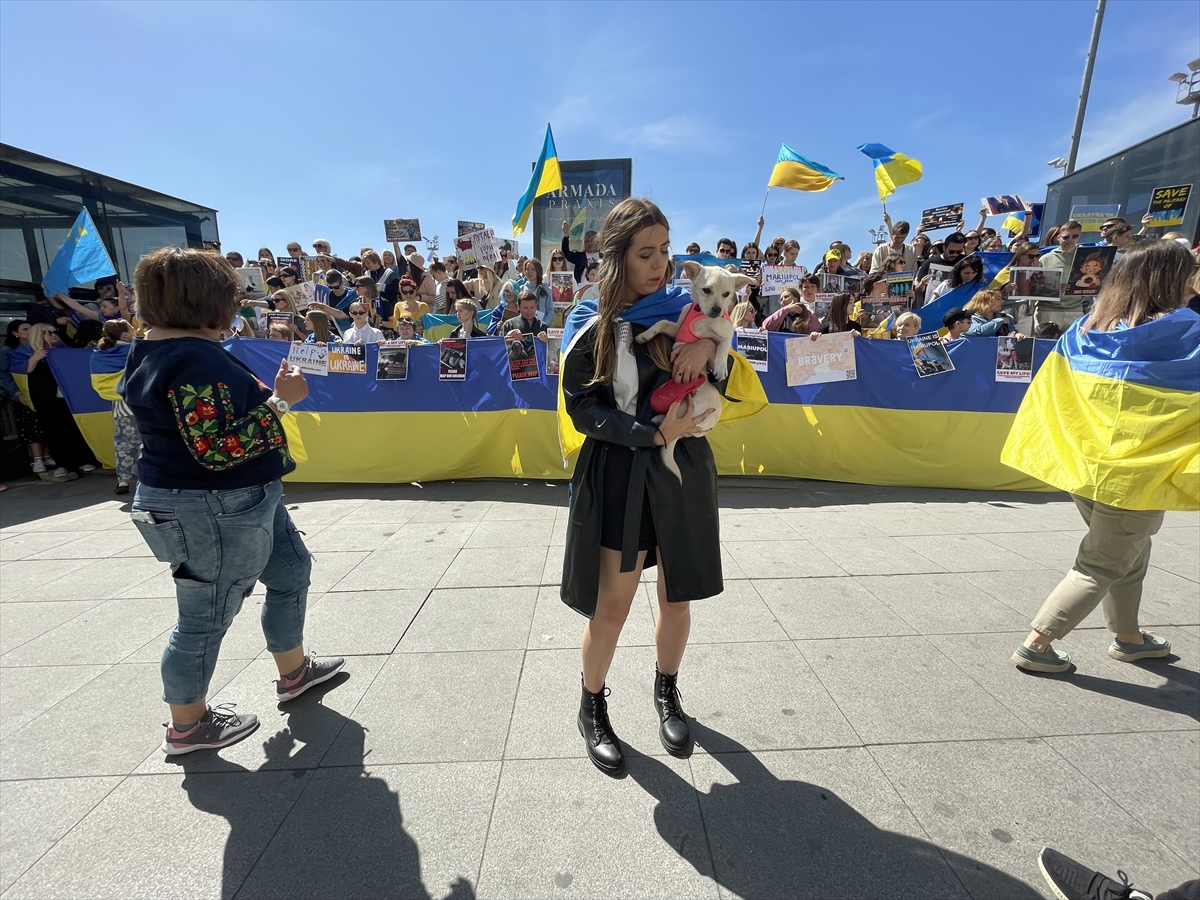 İstanbul'da yaşayan Ukraynalılar Rusya'nın işgale son vermesini istedi