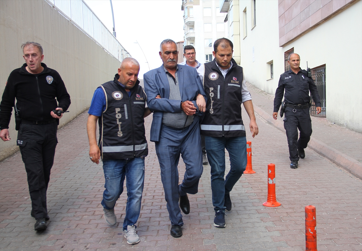 Kayseri'de otomobil alım satımı dolandırıcılığı iddiasıyla 4 kişi yakalandı