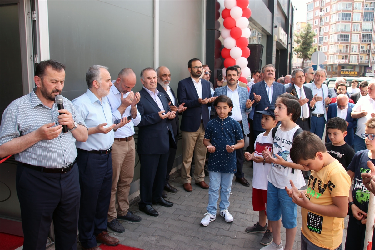 Kazada ölen Genç İHH gönüllüsü Göktaş'ın ismi Zonguldak'ta yurda verildi