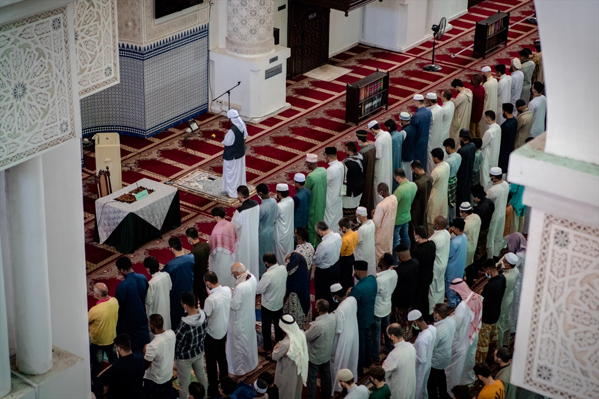 Malezya'da Ramazan Bayramı namazı kılındı