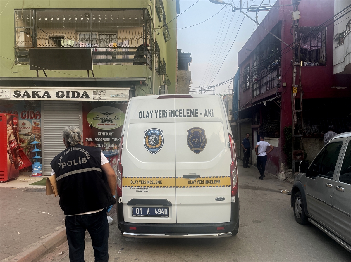 Adana'da kuzeni tarafından tabancayla vurulan kişi ağır yaralandı