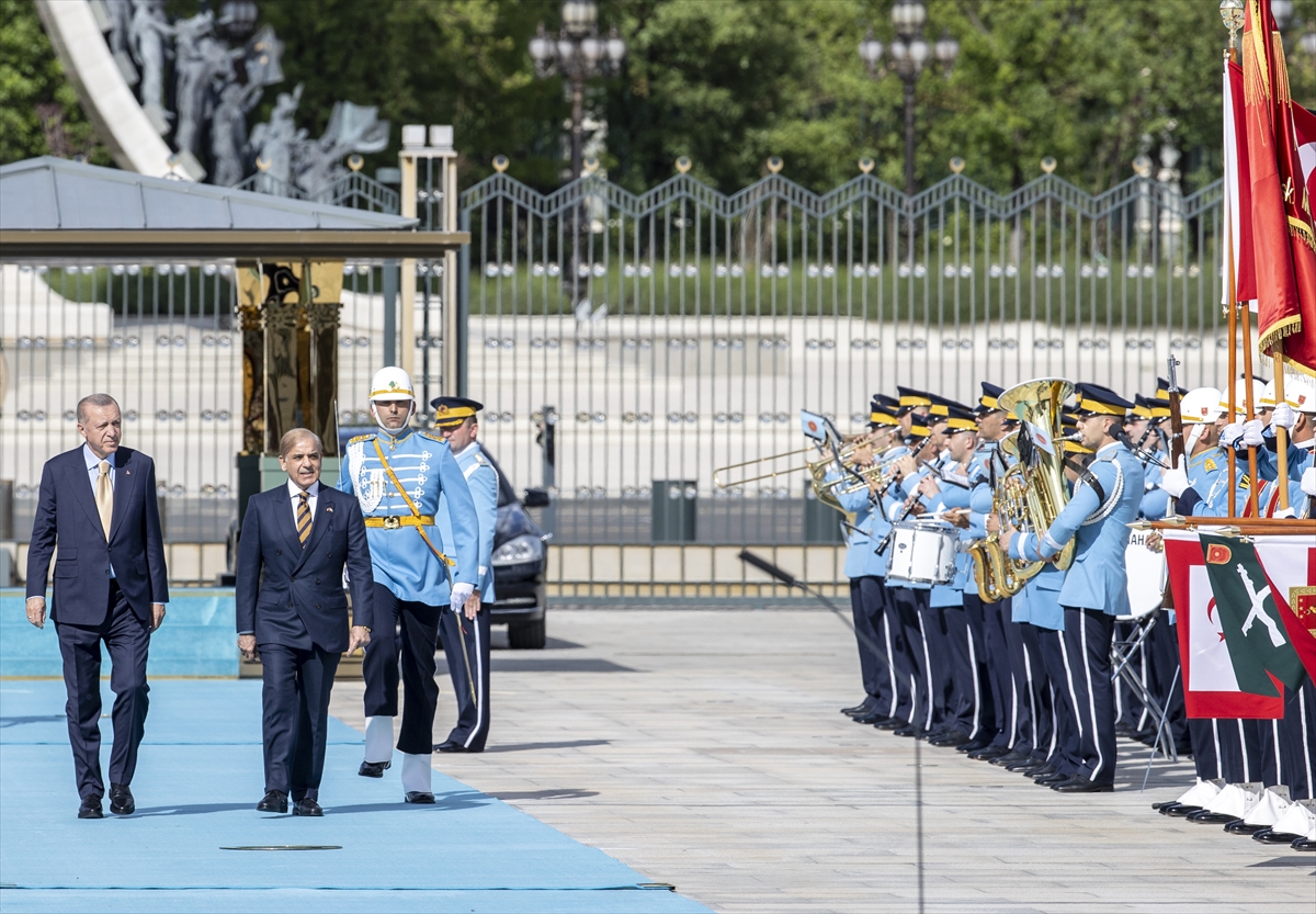 Cumhurbaşkanı Erdoğan, Pakistan Başbakanı Şerif'i resmi törenle karşıladı