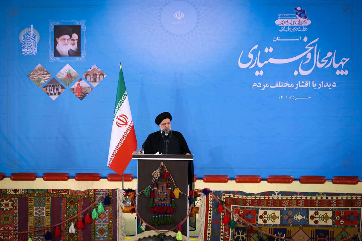 İran Cumhurbaşkanı Reisi'den Uluslararası Atom Enerjisi Ajansının Tahran aleyhindeki kararına tepki:
