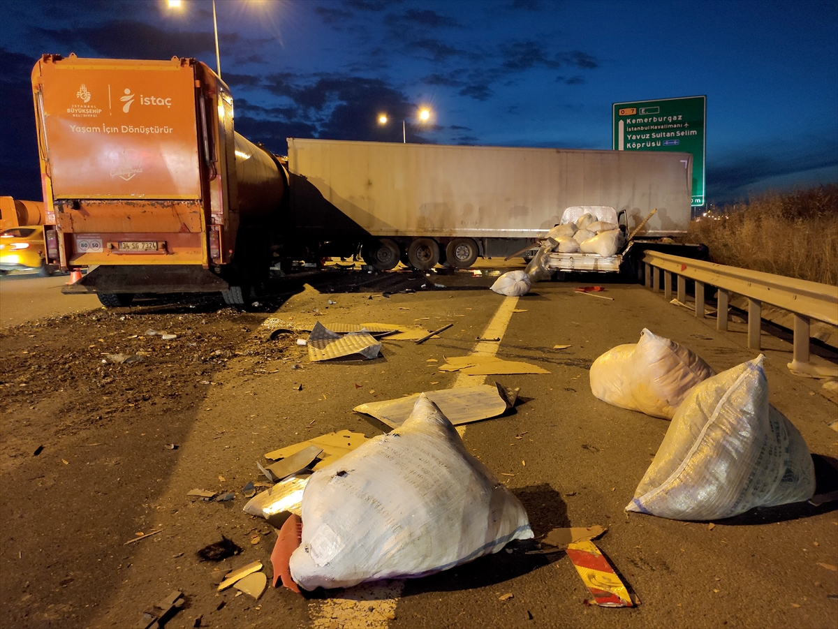 Kuzey Marmara Otoyolu'ndaki trafik kazasında iki kişi yaralandı