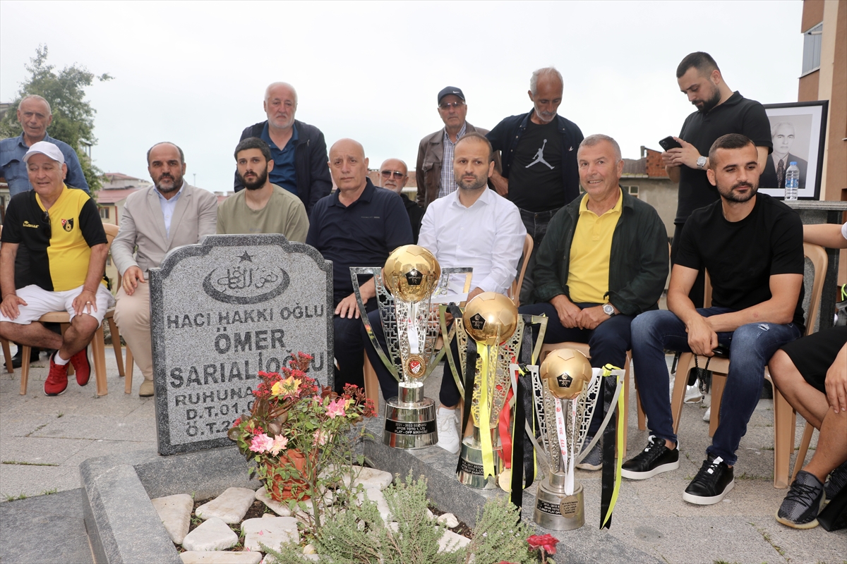 Süper Lig'e yükselen İstanbulspor'un kupası Trabzon'da