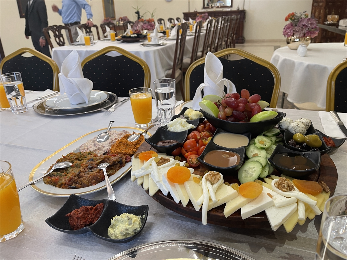 Türkiye'nin Doha Büyükelçiliği'nden Türk kahvaltısı etkinliği