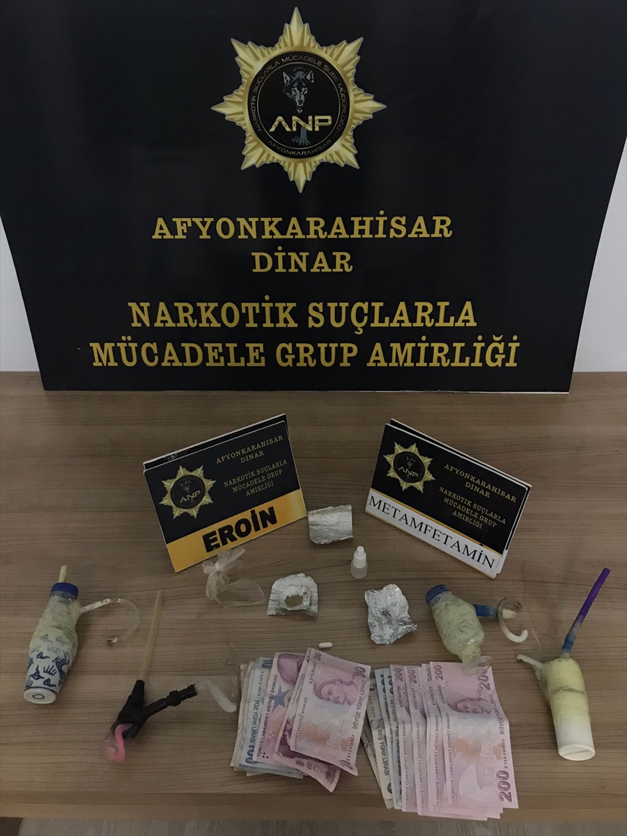 Afyonkarahisar'da uyuşturucu operasyonunda 2 kişi yakalandı