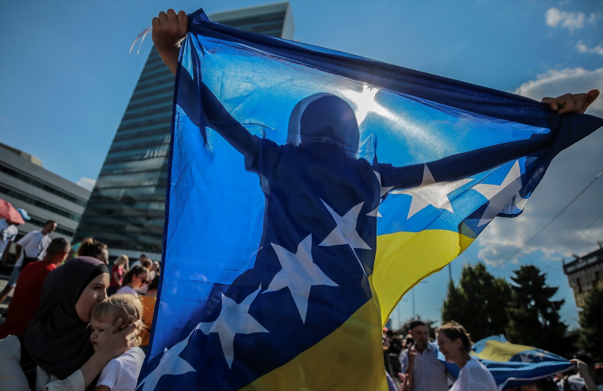 Bosna Hersek'te hayat pahalılığı protesto edildi