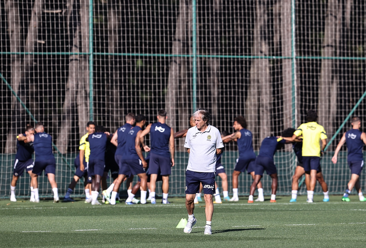 Fenerbahçe, Dinamo Kiev maçı hazırlıklarını sürdürdü