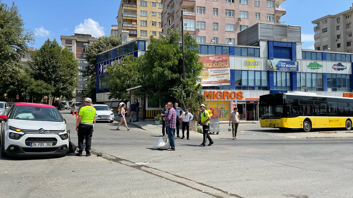 İstanbul'da İETT otobüsünün karıştığı kazada 3 kişi yaralandı