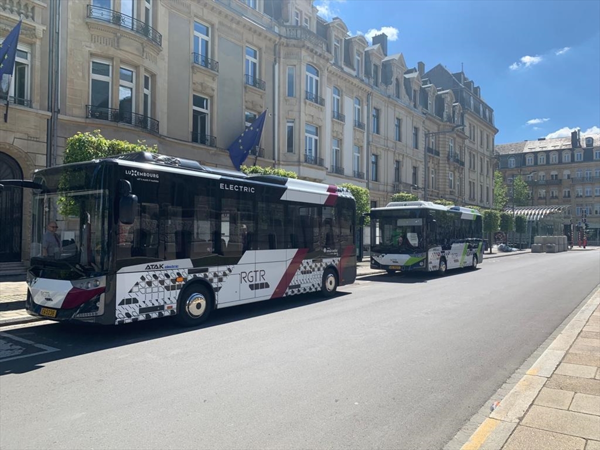 Karsan, Avrupa’nın en büyük elektrikli midibüs filosunu teslim etti