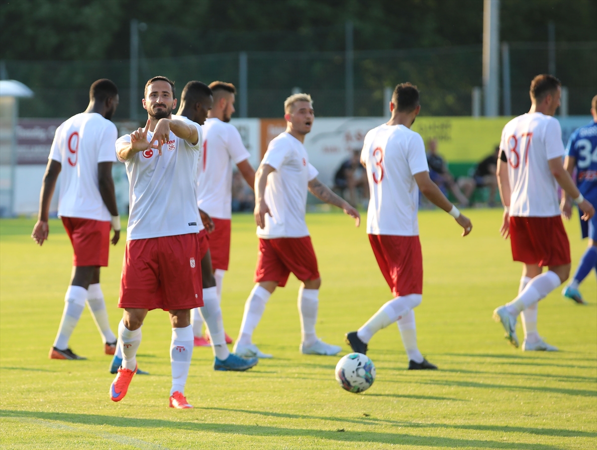 Sivasspor hazırlık maçında Çekya ekibi Sigma Olomouc ile karşılaştı