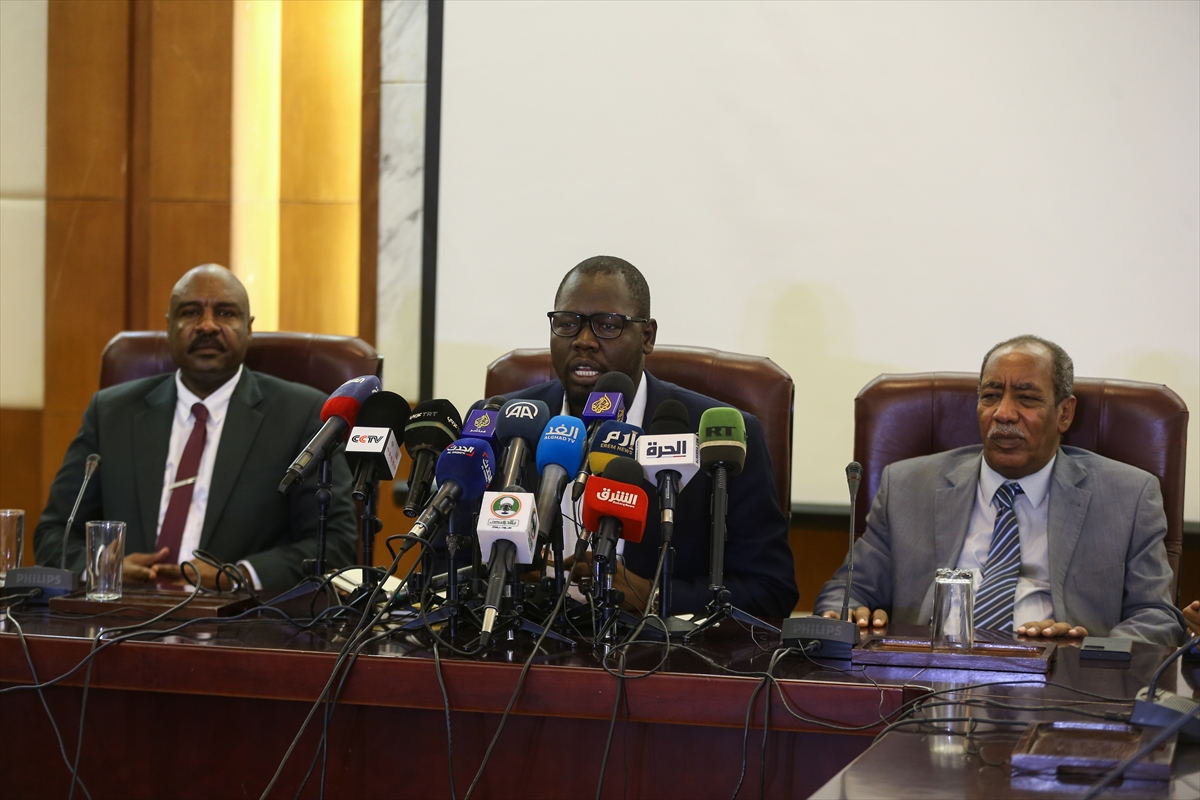 Sudan'da orduya yakın ittifak, siyasi geçişi görüşmek üzere komite kuracak
