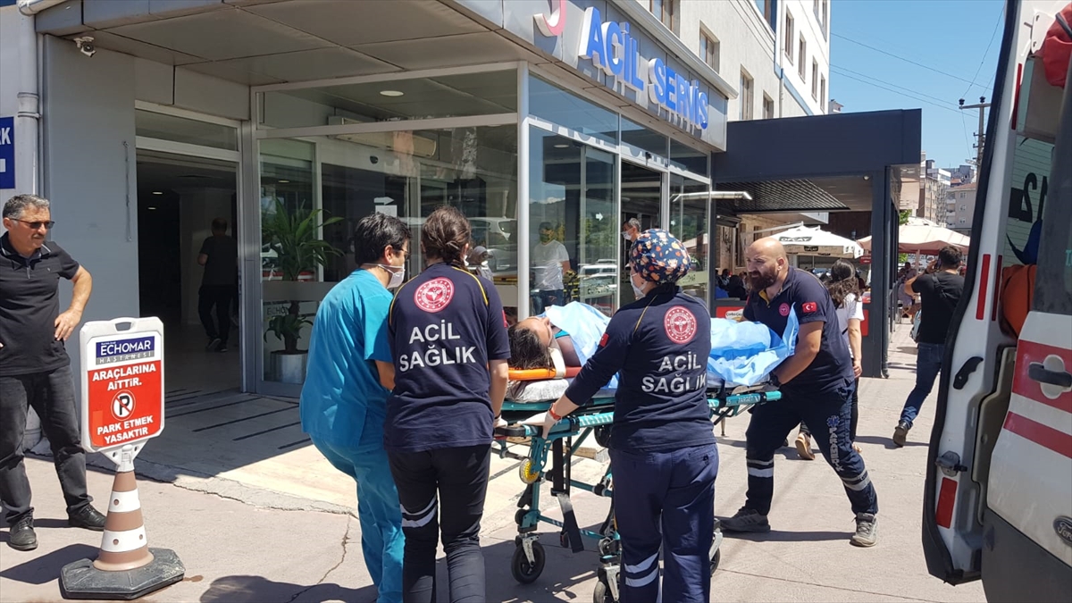 Zonguldak'ta boğulma tehlikesi geçiren iki genç kurtarıldı