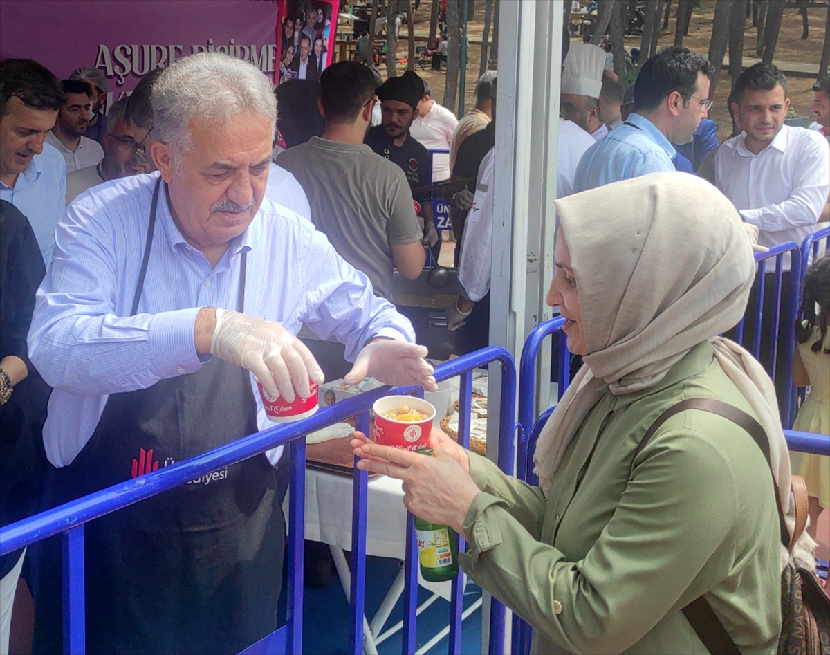 AK Parti Genel Başkan Yardımcısı Yazıcı, Ümraniye'de vatandaşlarla buluştu: