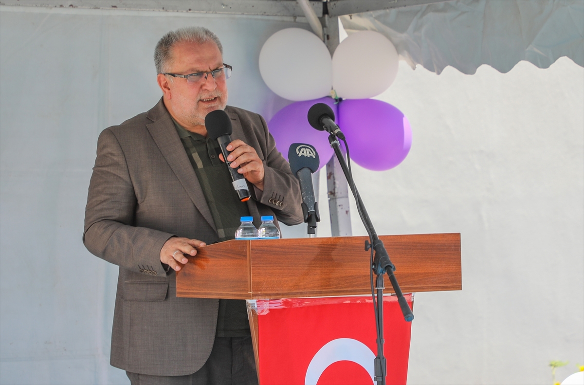 AK Partili Özhaseki Van'da tekstil fabrikasının açılışında konuştu: