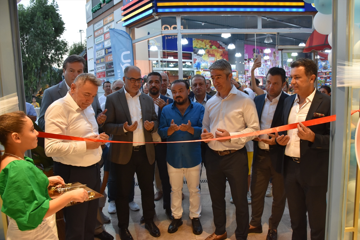 Erciyes Anadolu Holding'in ev tekstili markası Doqu Home'un 16. mağazası Marmaris'te açıldı