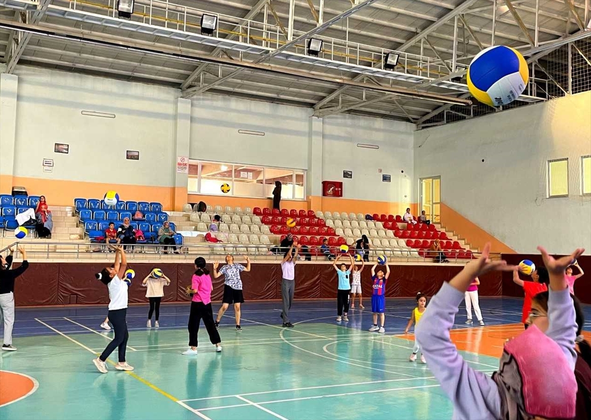 Erzurum'da 50 bin çocuğun sporla buluşturulması hedefleniyor