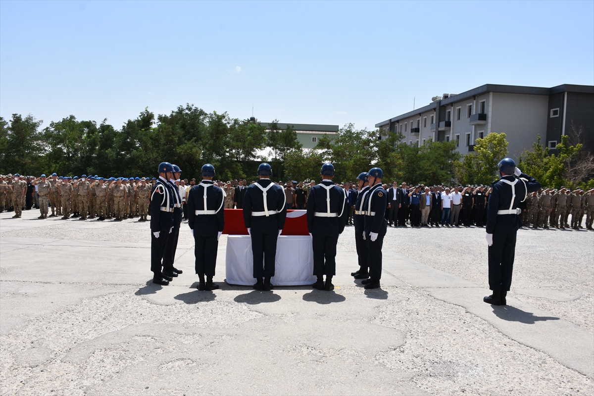 GÜNCELLEME – Şırnak'ta terör saldırısında 1 güvenlik korucusu şehit oldu