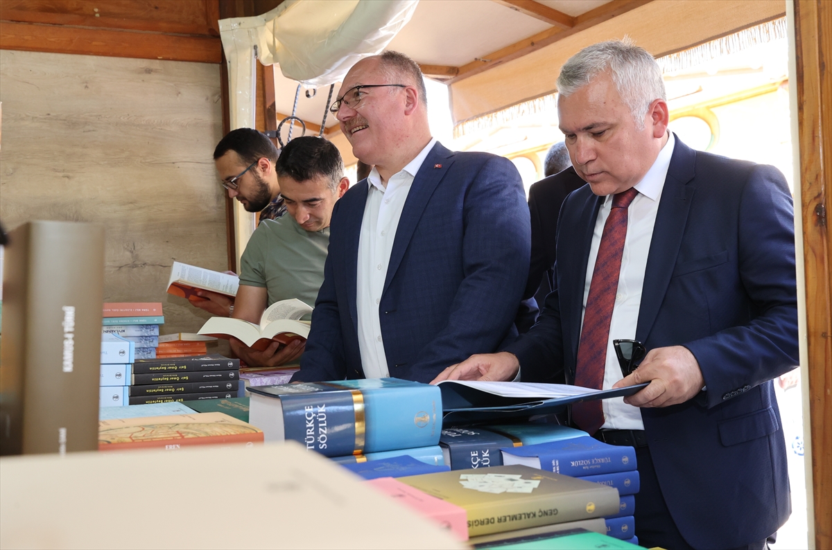 Sivas'ta “9. Kitap Günleri” başladı