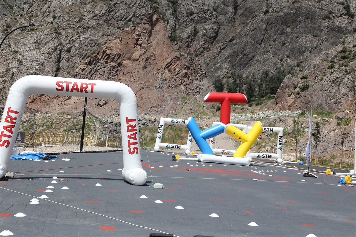 Türkiye Drone Şampiyonası'nın üçüncü etabı Artvin'de tamamlandı