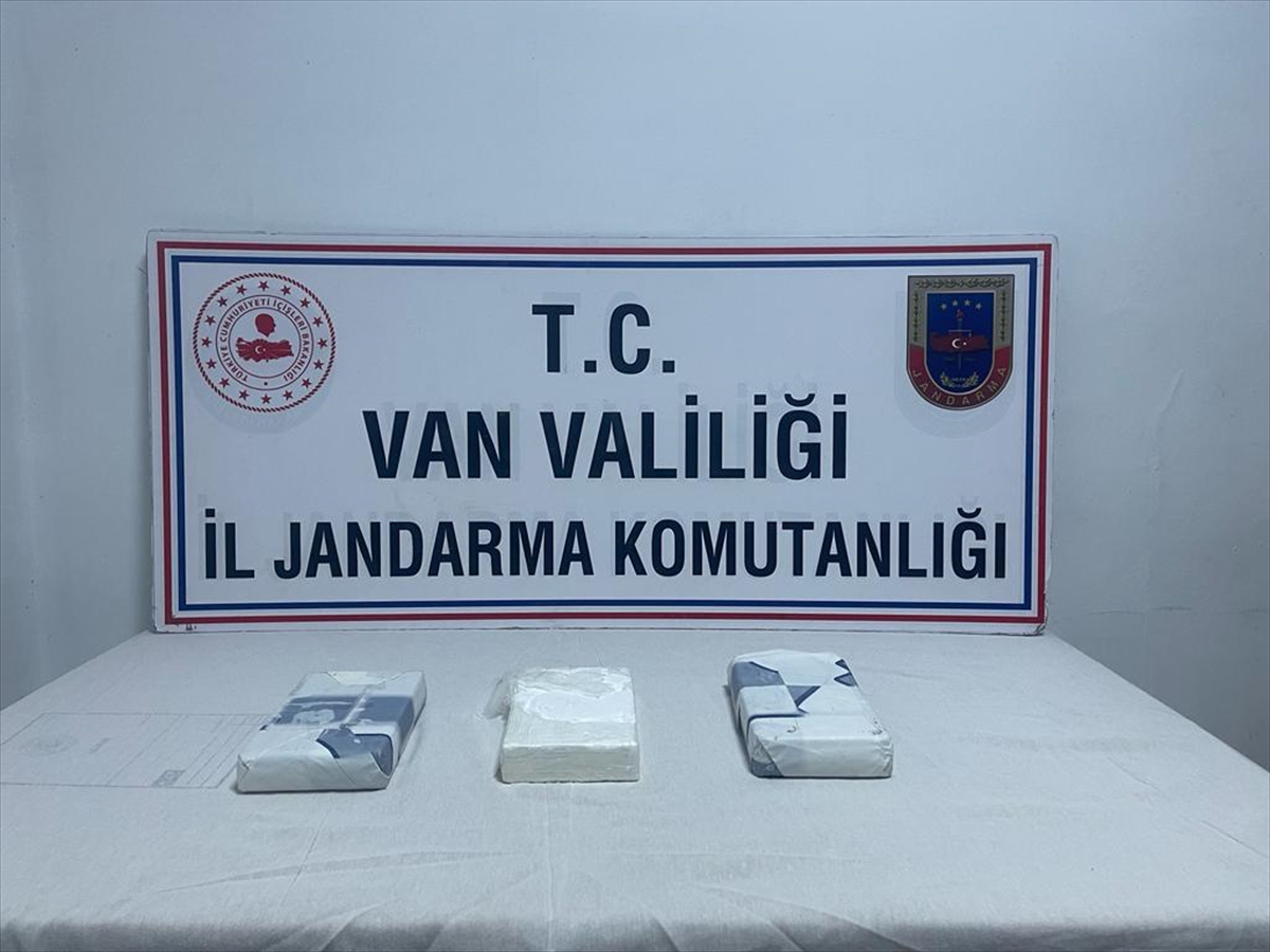 Van'da 3 kilo 172 gram kokain ele geçirildi