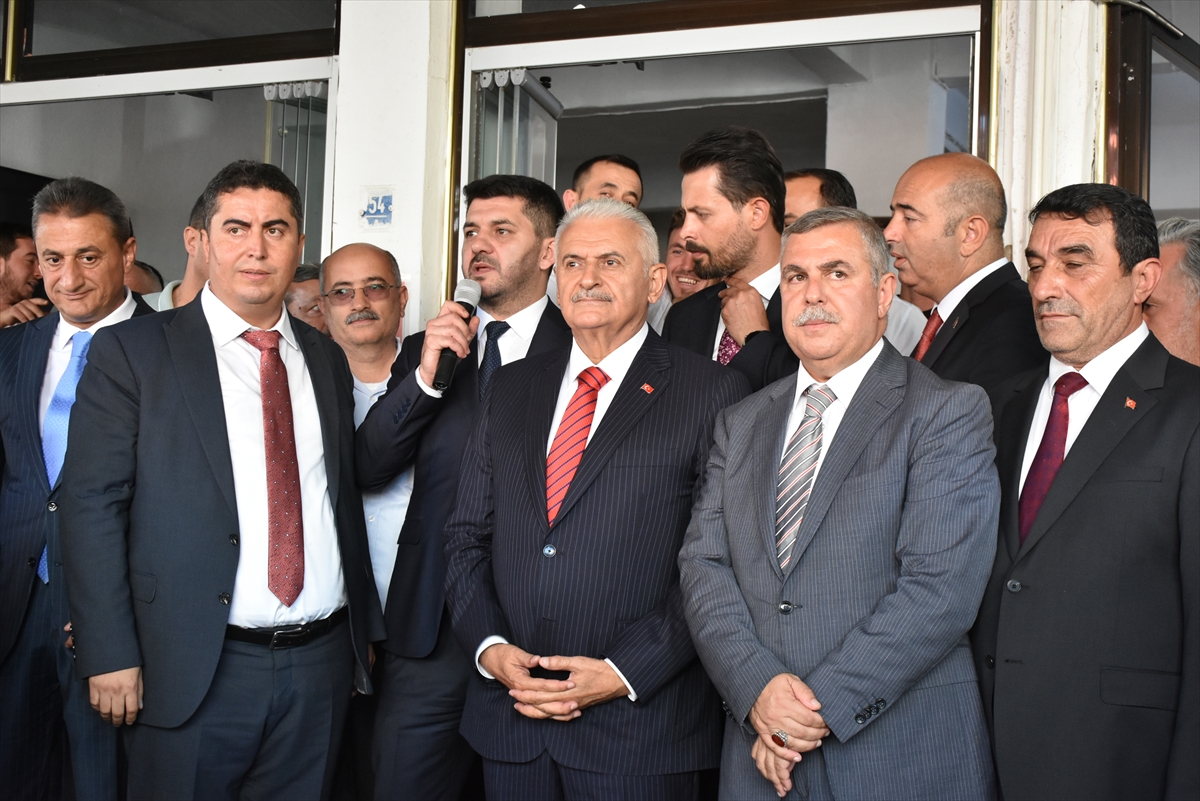 AK Parti Genel Başkanvekili Binali Yıldırım, Durağan ve Saraydüzü'nde konuştu: