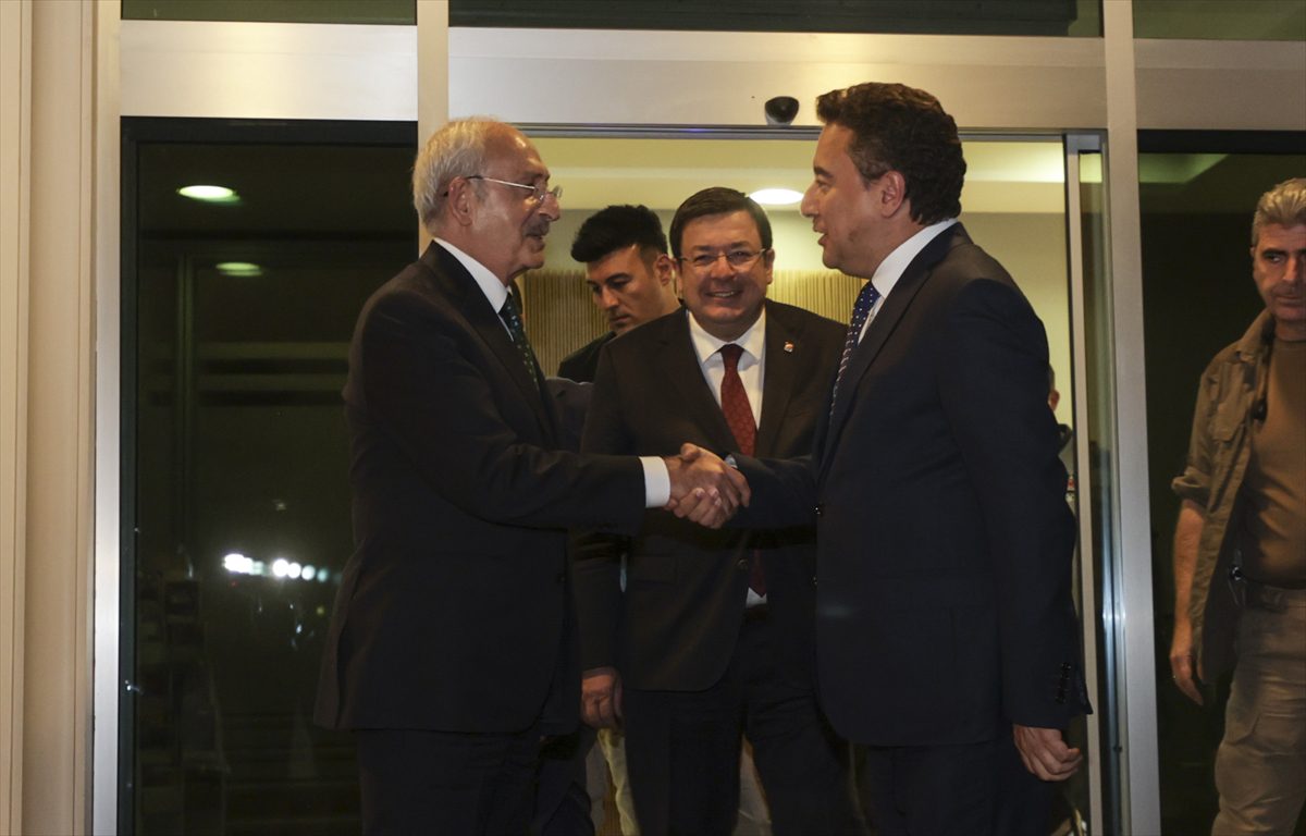 CHP Genel Başkanı Kılıçdaroğlu, DEVA Partisi Genel Başkanı Babacan'la görüştü