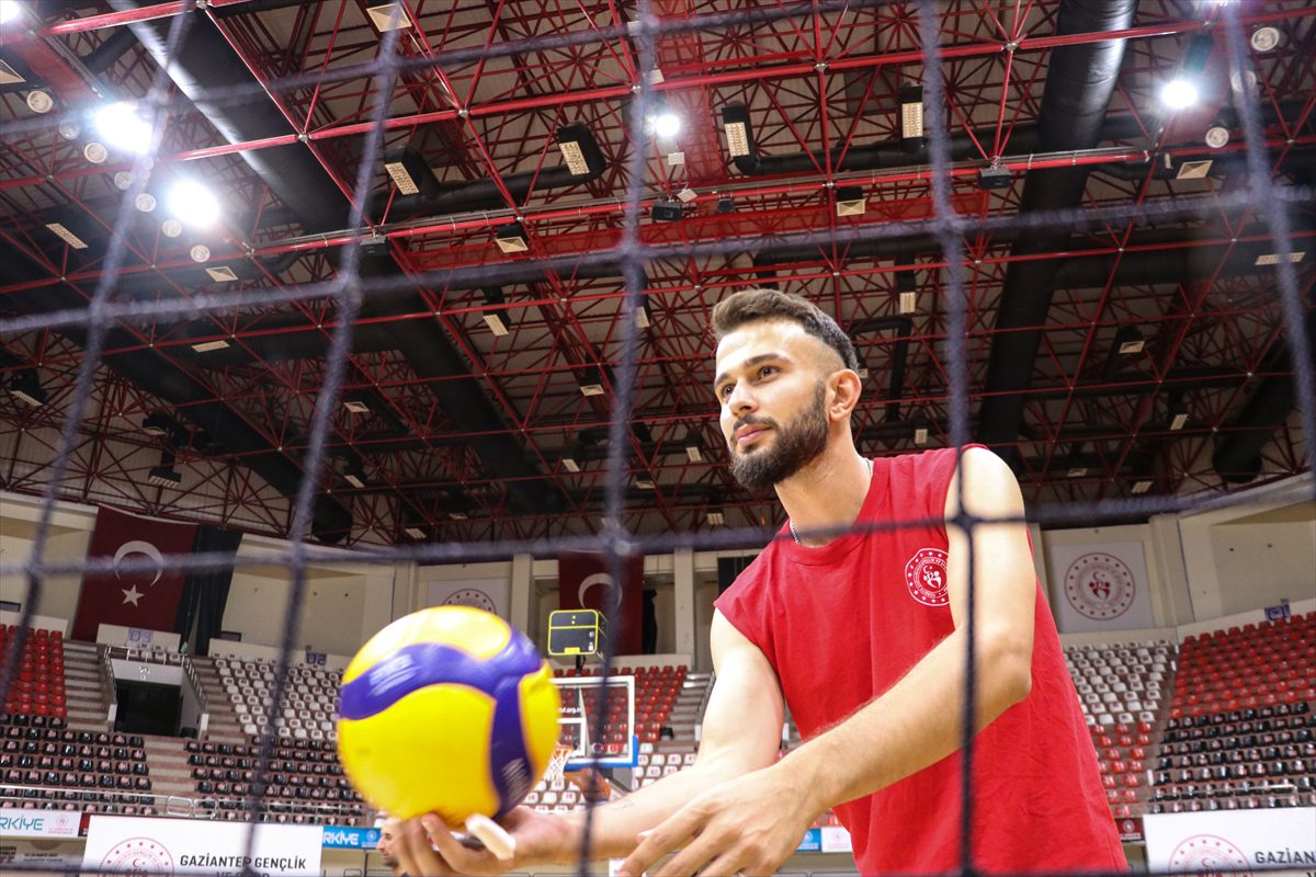 Gaziantep Gençlik Spor Voleybol takımında hedef Efeler Ligi