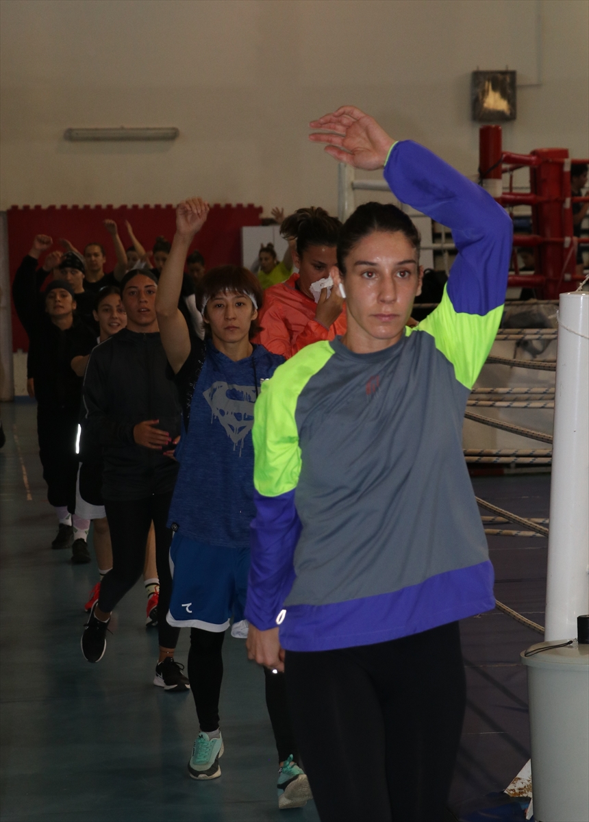 Kadın milli boksörlerin başarılarının ardından ülkeler ikili kamp için sıraya girdi