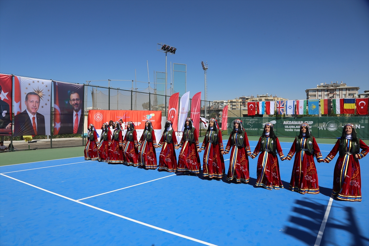 Van'da “Akdamar Cup Uluslararası Tenis Turnuvası” başladı
