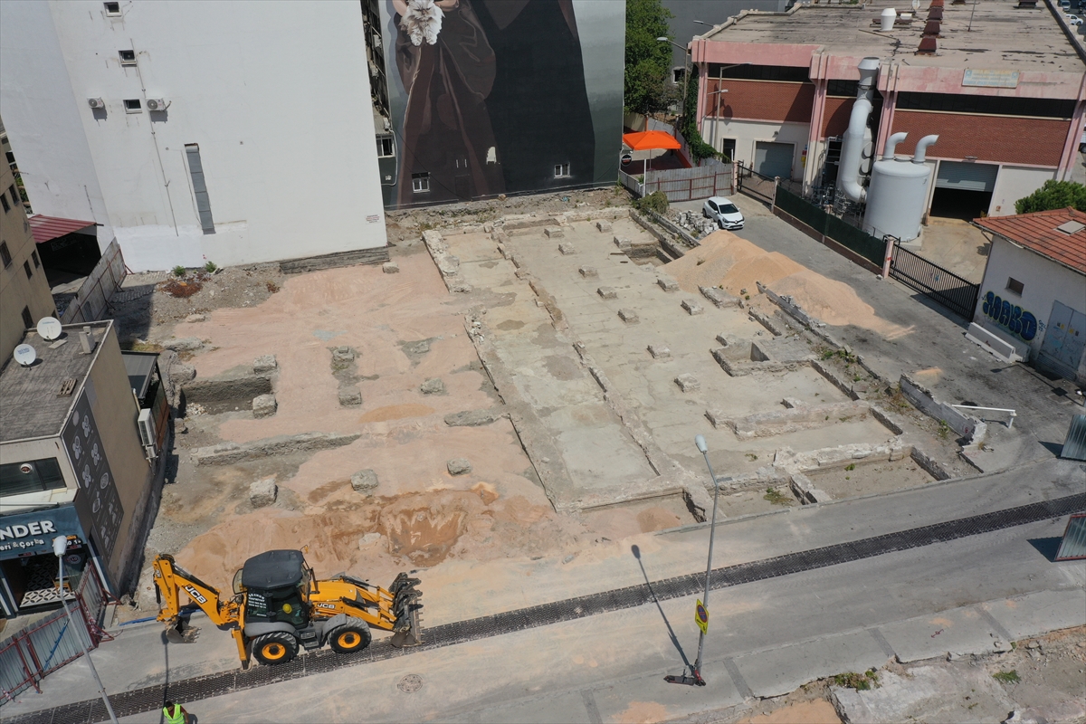 Yeniden inşa edilen İzmir İktisat Kongresi'nin tarihi binası 100. yıla yetişecek