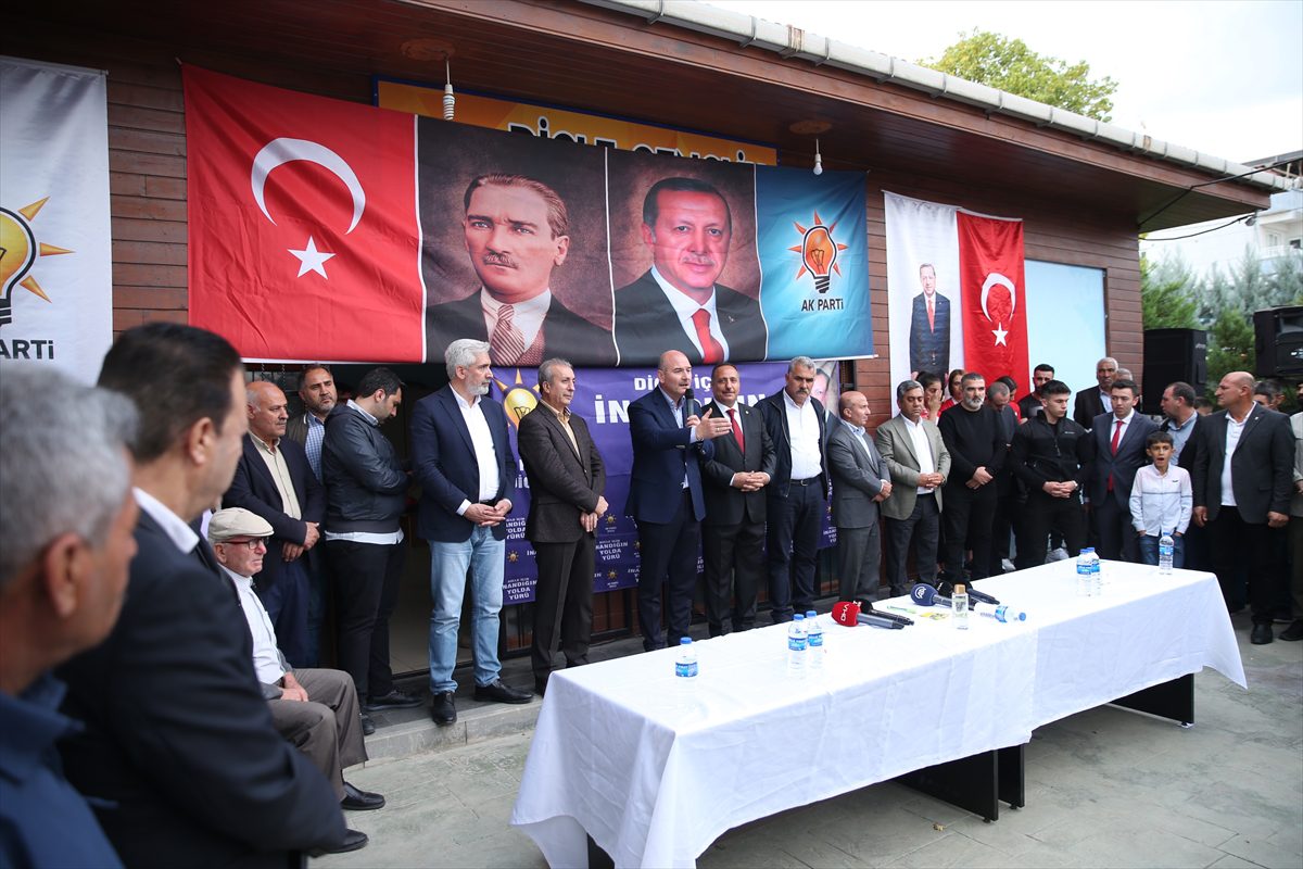 İçişleri Bakanı Soylu, Diyarbakır Hani, Dicle ve Eğil'de vatandaşlarla bir araya geldi: