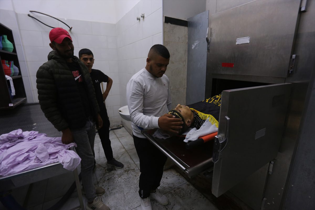 İsrail askerleri Cenin'de bir Filistinliyi öldürdü