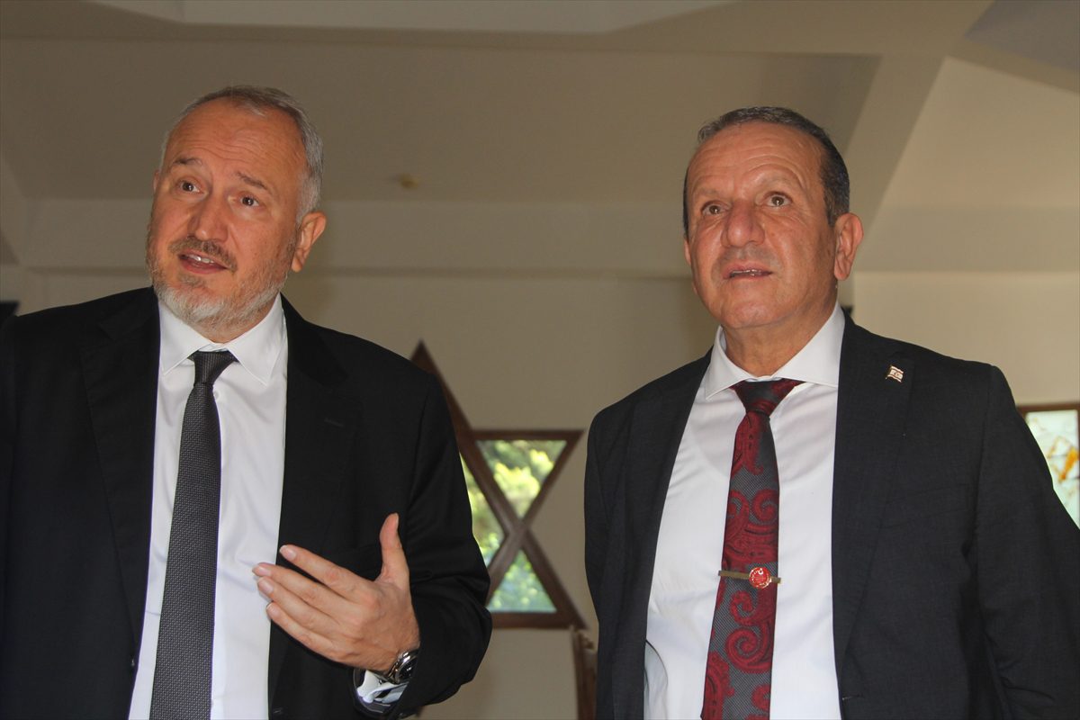 KKTC Turizm, Kültür, Gençlik ve Çevre Bakanı Ataoğlu, Antalya'da ziyaretlerde bulundu: