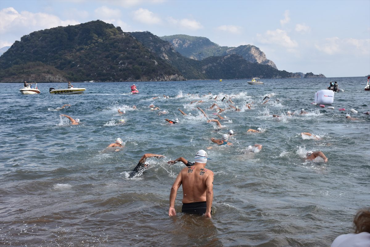 17. Uluslararası Arena Aquamasters Yüzme Şampiyonası'nın Marmaris etabı tamamlandı