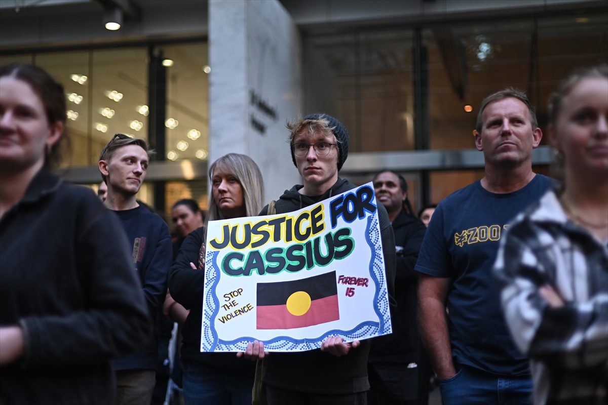 Avustralyalılar, Aborjin gencin öldürülmesine tepki gösterdi